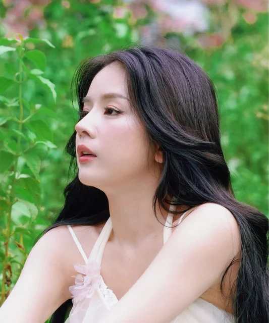 Listen to DJ Mie Songs | Spotify