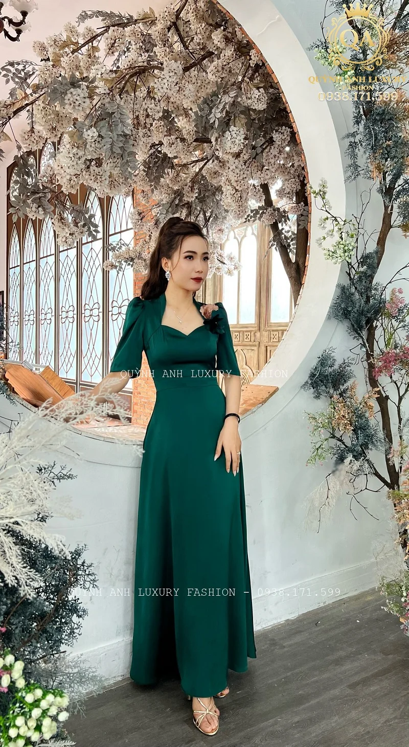 Những mẫu đầm dài trung niên sang trọng nhất hiện nay (2) - Đầm Quỳnh Anh Luxury Fashion